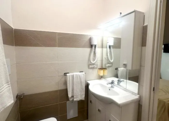 Bed and Breakfast Lenny House Νάπολη