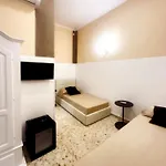 Lenny House 4*