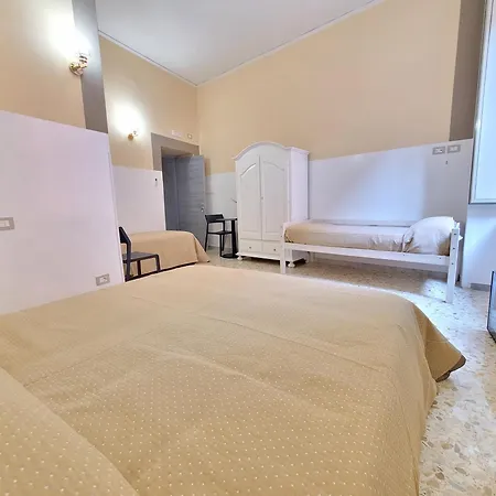 Bed & Breakfast Lenny House