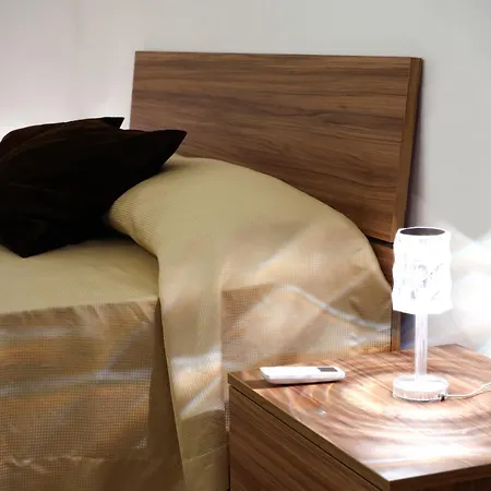 Lenny House Bed & Breakfast