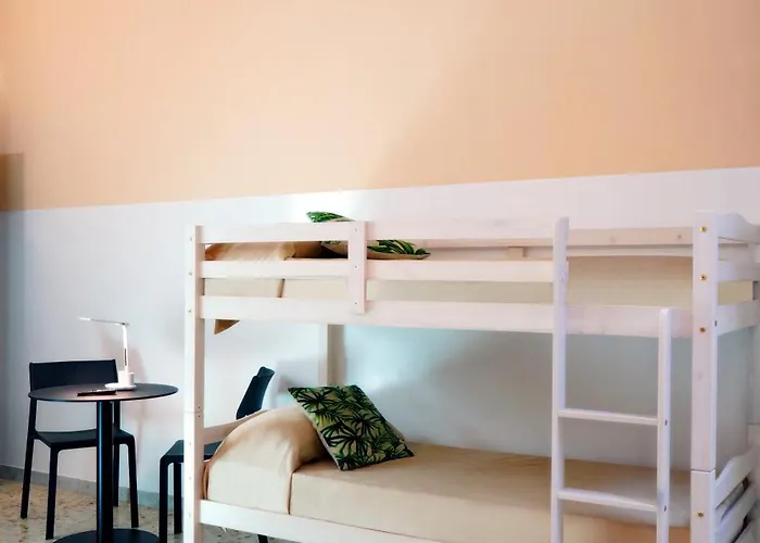 Bed & Breakfast Lenny House *