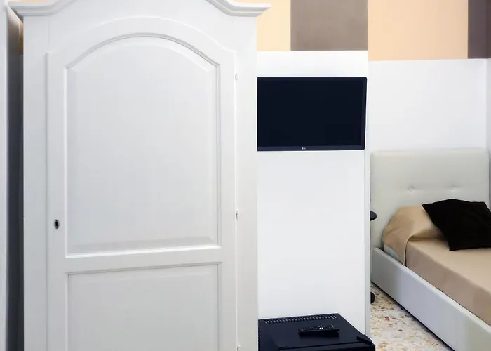 Lenny House Nocleg ze śniadaniem Neapol